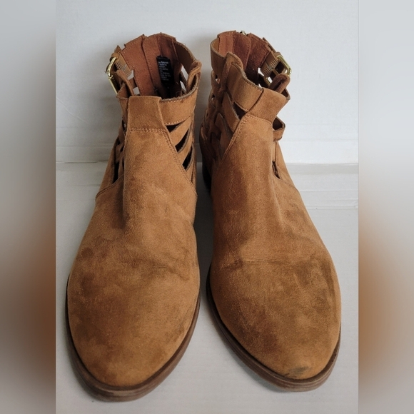 American Eagle Brown Faux Suede Cut Out Ankle Boots Back Zip Up Size 10 - Picture 3 of 8